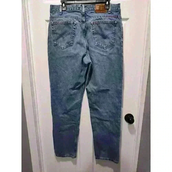 Vintage Levis 540 Jeans Mens 36W‎ x 32L  Medium Wash Blue Brown Tab Made In USA - Picture 8 of 10